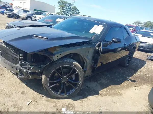 2C3CDZAG1HH501623 2017 DODGE CHALLENGER - Image 2