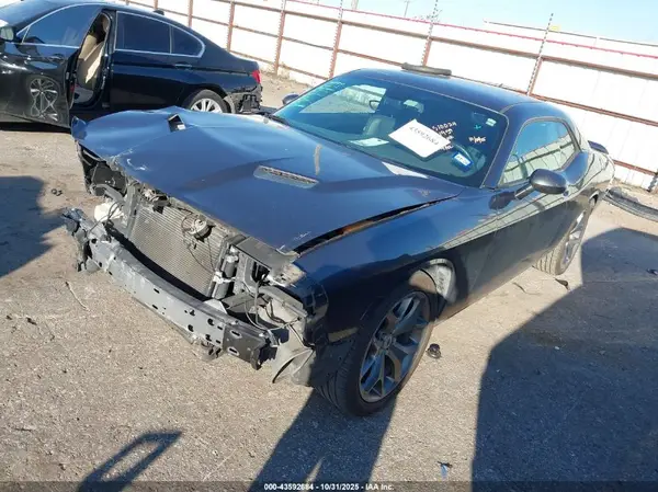 2C3CDZAG1HH501959 2017 DODGE CHALLENGER - Image 2