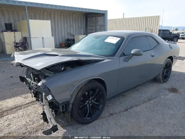 2C3CDZAG1HH531432 2017 DODGE CHALLENGER - Image 2