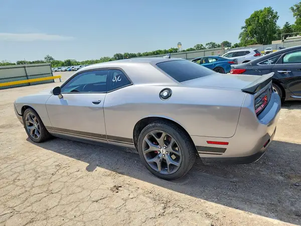 2C3CDZAG1HH536534 2017 DODGE CHALLENGER - Image 2