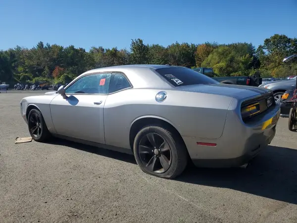 2C3CDZAG1HH550269 2017 DODGE CHALLENGER - Image 2