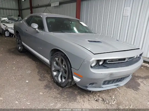 2C3CDZAG1HH555486 2017 DODGE CHALLENGER - Image 1