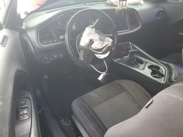 2C3CDZAG1HH578279 2017 DODGE CHALLENGER - Image 8