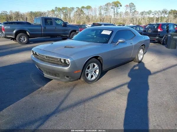 2C3CDZAG1HH587368 2017 DODGE CHALLENGER - Image 2