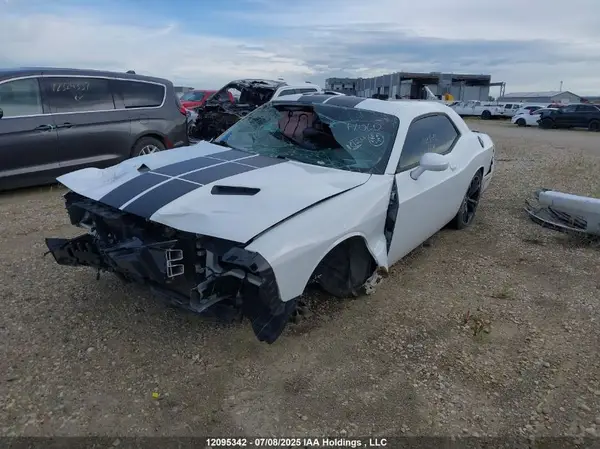 2C3CDZAG1HH619283 2017 DODGE CHALLENGER - Image 2