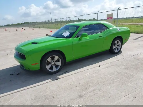 2C3CDZAG1HH627139 2017 DODGE CHALLENGER - Image 2