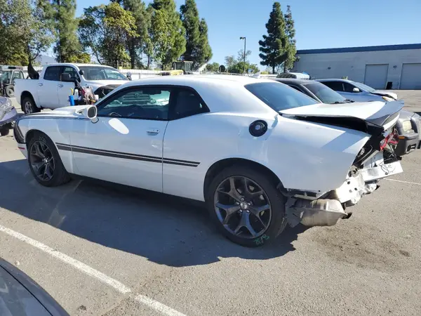 2C3CDZAG1HH629375 2017 DODGE CHALLENGER - Image 2