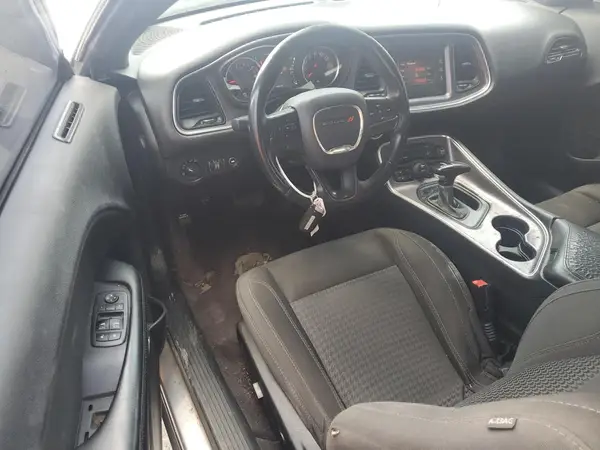 2C3CDZAG1HH635743 2017 DODGE CHALLENGER - Image 8