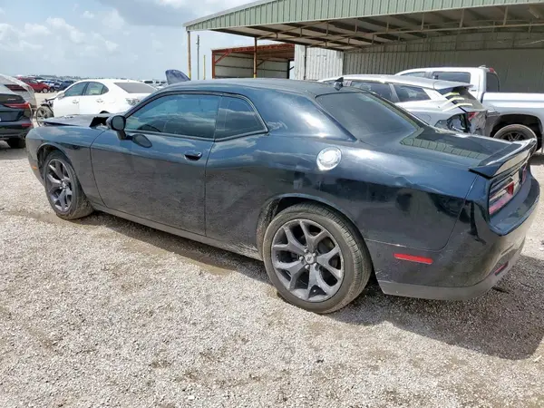 2C3CDZAG1HH640389 2017 DODGE CHALLENGER - Image 2