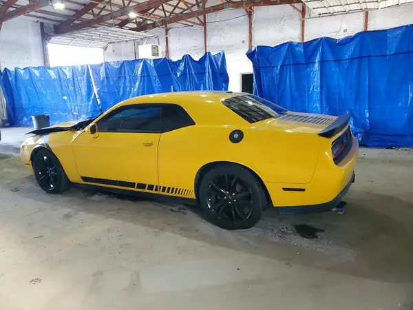 2C3CDZAG1HH640716 2017 DODGE CHALLENGER - Image 2