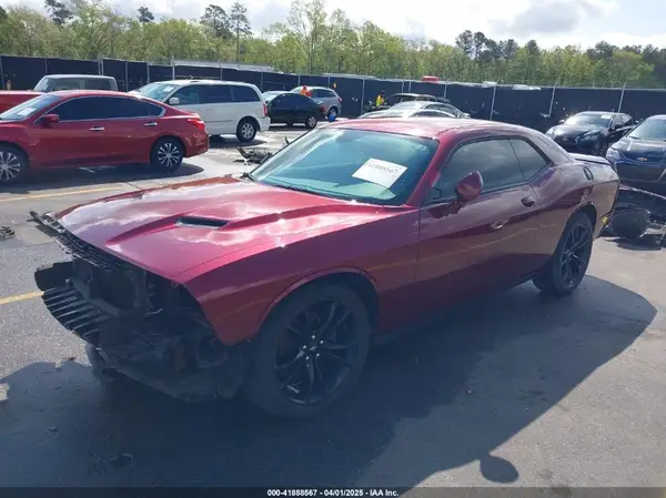 2C3CDZAG1JH132123 2018 DODGE CHALLENGER - Image 2