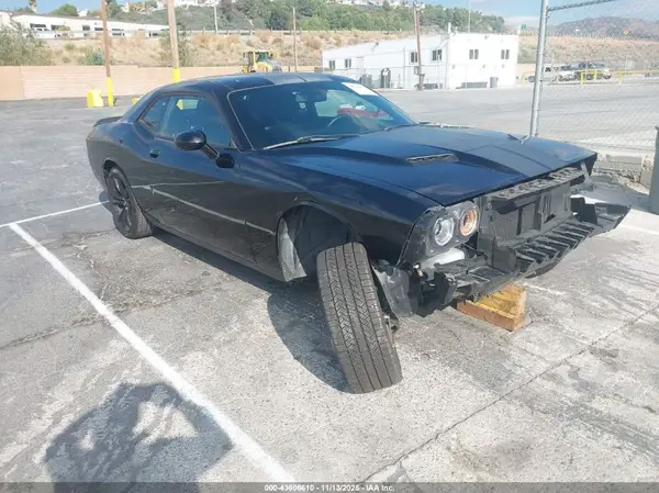 2C3CDZAG1JH204471 2018 DODGE CHALLENGER - Image 1