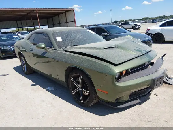 2C3CDZAG1JH215230 2018 DODGE CHALLENGER - Image 1