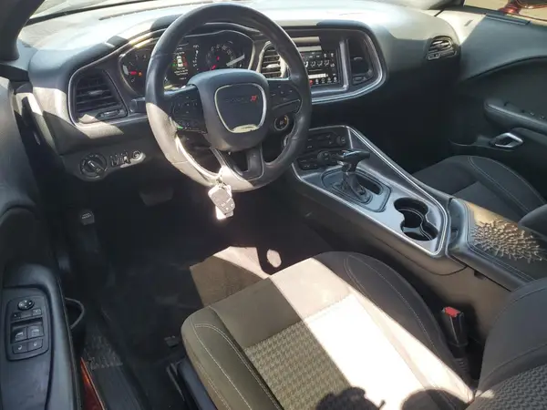 2C3CDZAG1JH217009 2018 DODGE CHALLENGER - Image 8