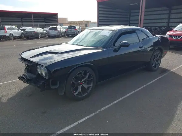 2C3CDZAG1JH231878 2018 DODGE CHALLENGER - Image 2