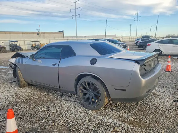 2C3CDZAG1JH236322 2018 DODGE CHALLENGER - Image 2