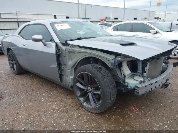 2C3CDZAG1JH241374 2018 DODGE CHALLENGER - Image 1