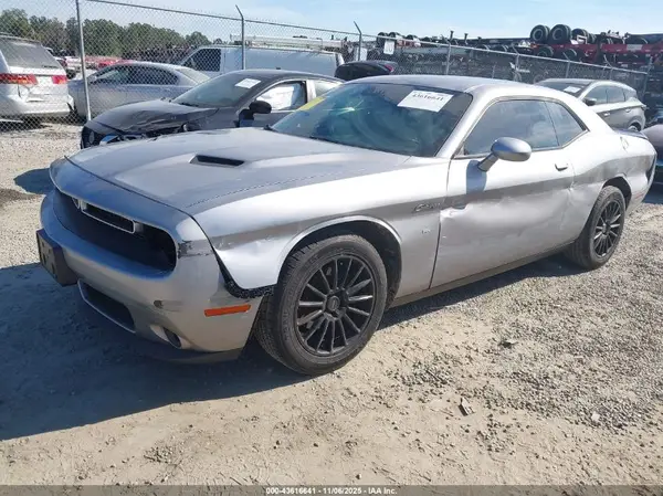2C3CDZAG1JH242248 2018 DODGE CHALLENGER - Image 2
