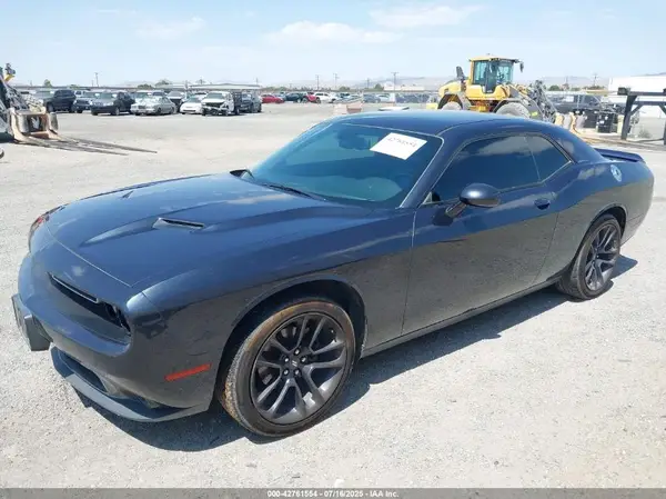2C3CDZAG1JH246381 2018 DODGE CHALLENGER - Image 2