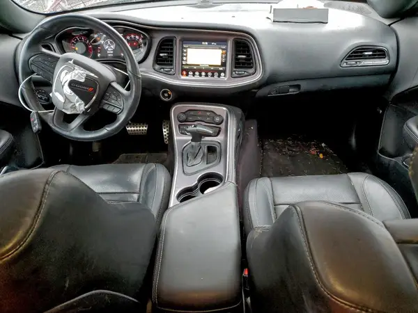 2C3CDZAG1JH252388 2018 DODGE CHALLENGER - Image 8