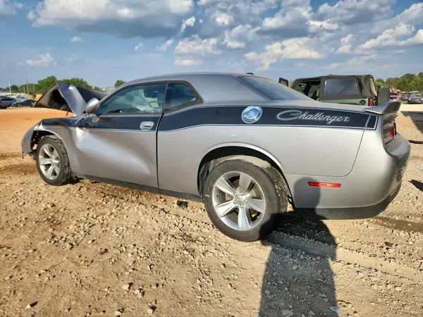 2C3CDZAG1JH255159 2018 DODGE CHALLENGER - Image 2
