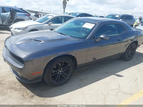 2C3CDZAG1JH270504 2018 DODGE CHALLENGER - Image 2