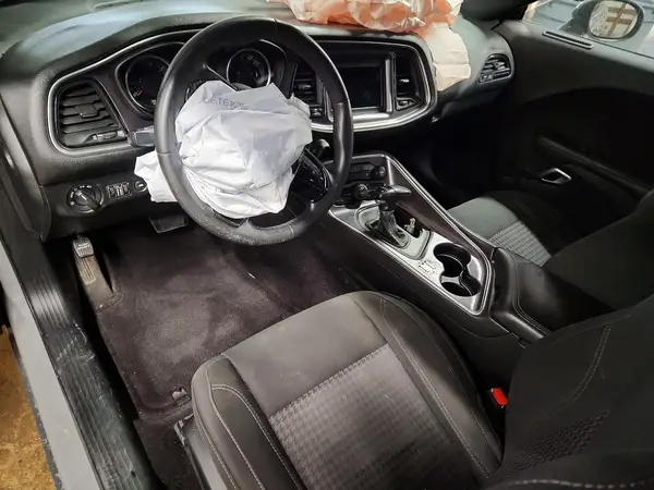 2C3CDZAG1JH325386 2018 DODGE CHALLENGER - Image 8