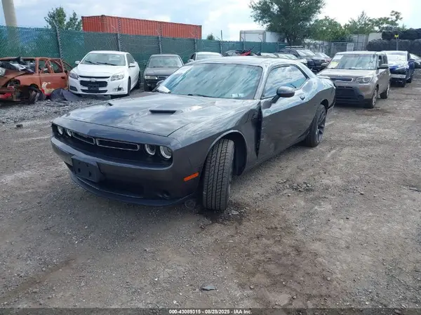 2C3CDZAG1KH505887 2019 DODGE CHALLENGER - Image 2