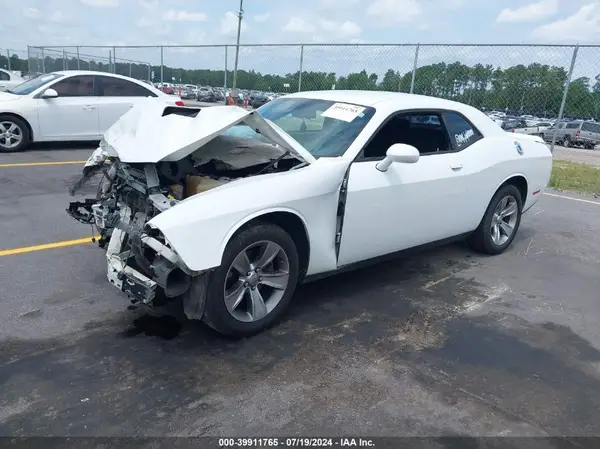 2C3CDZAG1KH525010 2019 DODGE CHALLENGER - Image 2