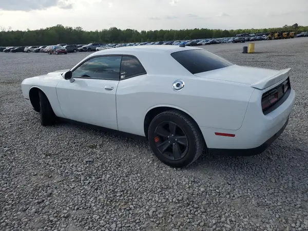2C3CDZAG1KH591296 2019 DODGE CHALLENGER - Image 2
