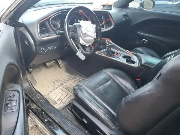 2C3CDZAG1KH595736 2019 DODGE CHALLENGER - Image 8