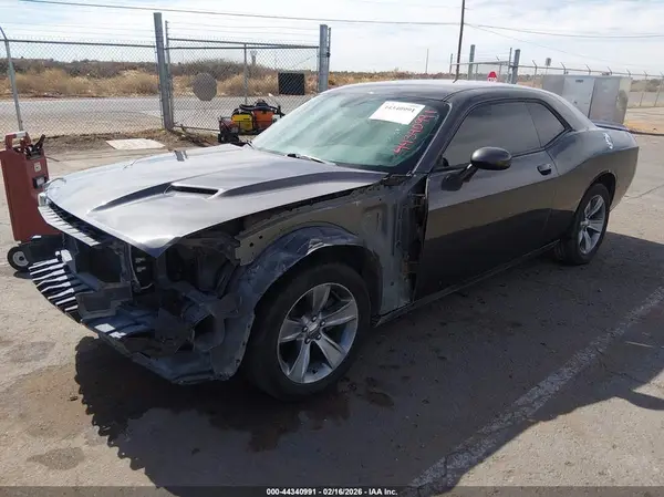 2C3CDZAG1KH616293 2019 DODGE CHALLENGER - Image 2