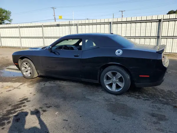 2C3CDZAG1KH637094 2019 DODGE CHALLENGER - Image 2