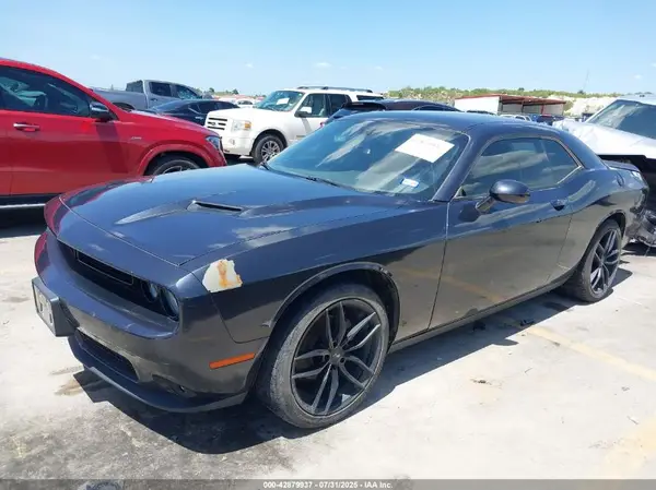 2C3CDZAG1KH688093 2019 DODGE CHALLENGER - Image 2