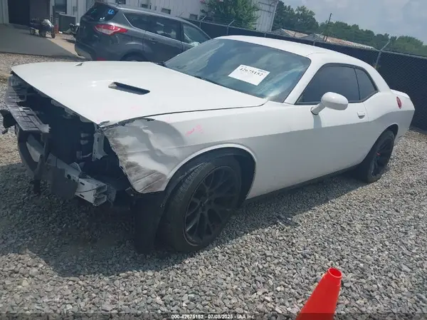 2C3CDZAG1KH701649 2019 DODGE CHALLENGER - Image 2