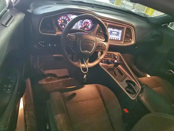 2C3CDZAG1KH712912 2019 DODGE CHALLENGER - Image 8