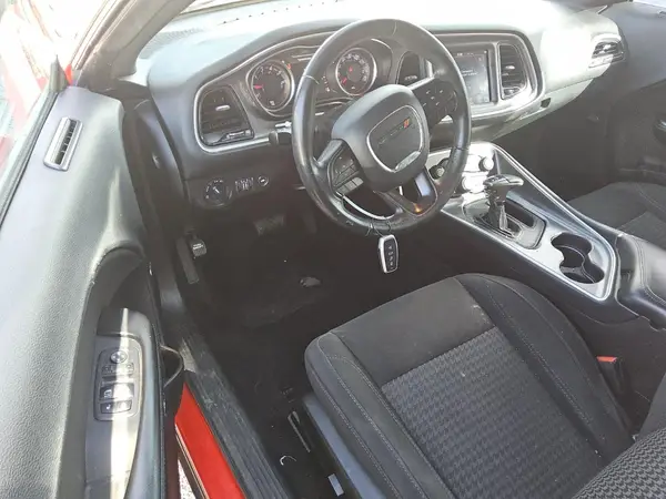 2C3CDZAG1KH731637 2019 DODGE CHALLENGER - Image 8