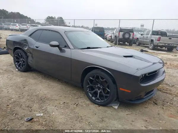 2C3CDZAG1KH747952 2019 DODGE CHALLENGER - Image 1