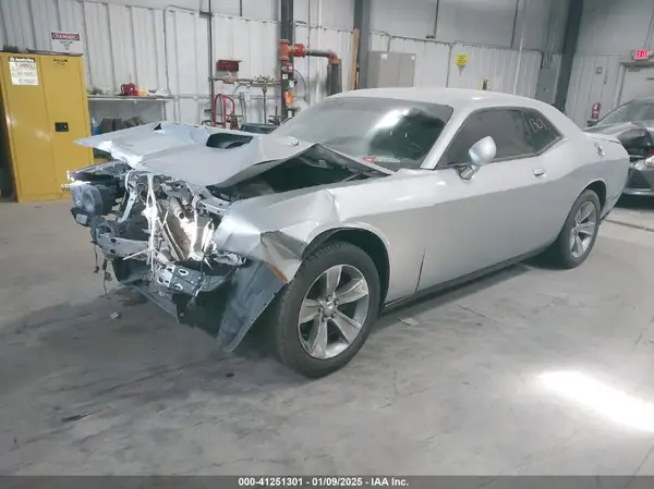 2C3CDZAG1LH226683 2020 DODGE CHALLENGER - Image 2