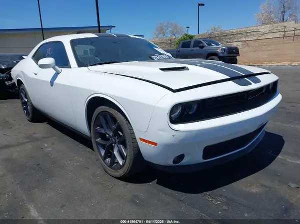 2C3CDZAG1NH223592 2022 DODGE CHALLENGER - Image 1