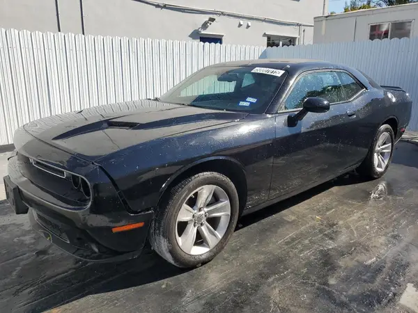 2C3CDZAG1PH517674 2023 DODGE CHALLENGER - Image 1