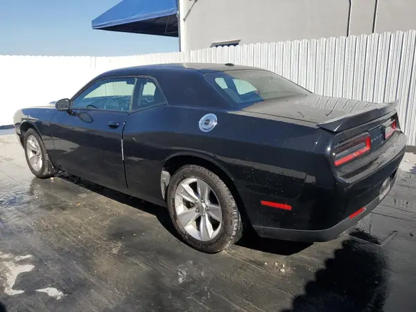 2C3CDZAG1PH517674 2023 DODGE CHALLENGER - Image 2
