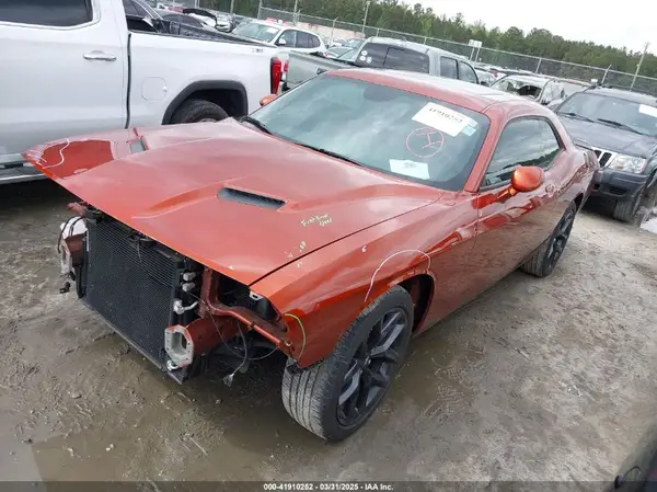 2C3CDZAG1PH565773 2023 DODGE CHALLENGER - Image 2
