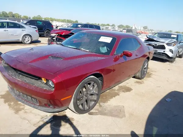 2C3CDZAG1PH568026 2023 DODGE CHALLENGER - Image 2