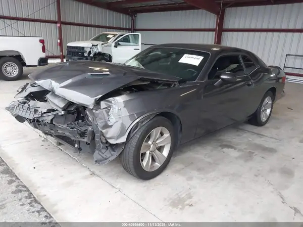 2C3CDZAG1PH658311 2023 DODGE CHALLENGER - Image 2