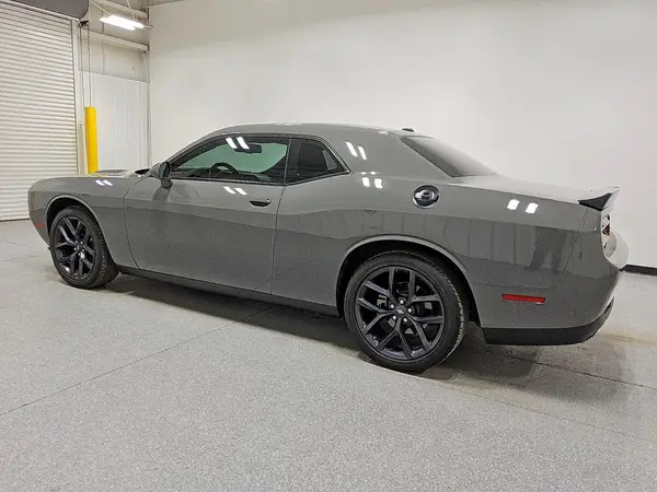 2C3CDZAG1PH658602 2023 DODGE CHALLENGER - Image 2