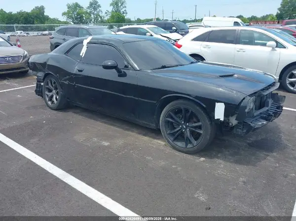 2C3CDZAG2GH100743 2016 DODGE CHALLENGER - Image 1