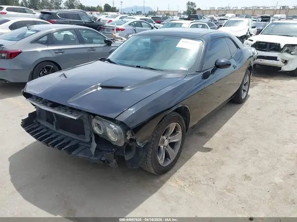 2C3CDZAG2GH108115 2016 DODGE CHALLENGER - Image 2
