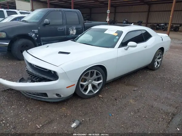 2C3CDZAG2GH120183 2016 DODGE CHALLENGER - Image 2