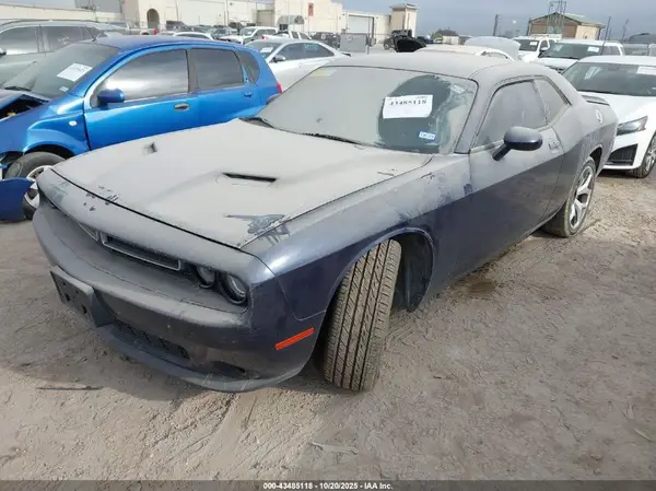 2C3CDZAG2GH137906 2016 DODGE CHALLENGER - Image 2